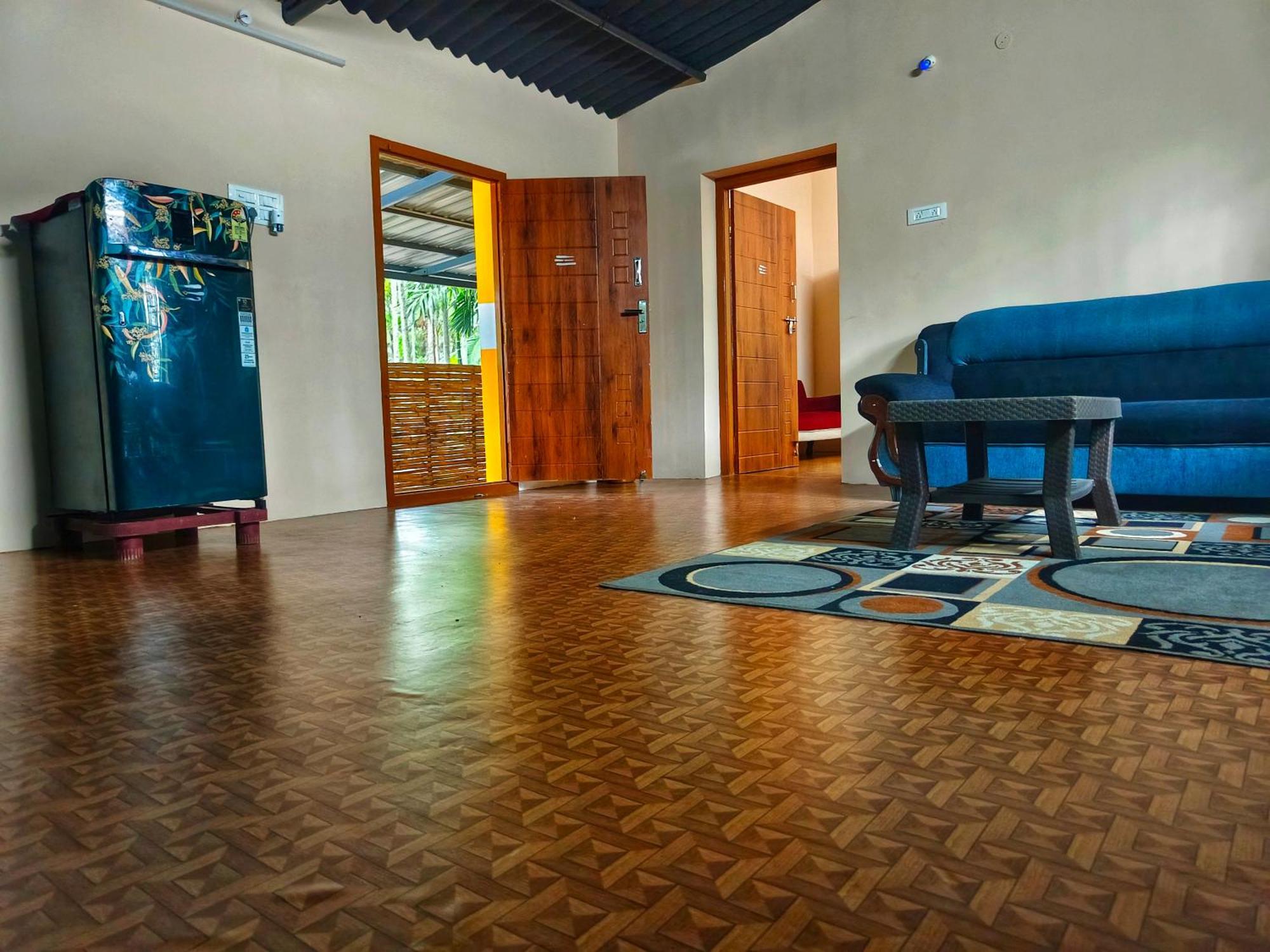 Shivalaya Farmstay Located Amdist Coconut Farm With River Access Near Isha,Adiyogi,Siruvani Alandurai ภายนอก รูปภาพ